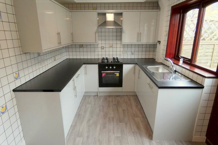 3 Bedroom Semi-Detached House To Rent In Hellifield, Fulwood, Preston, PR2