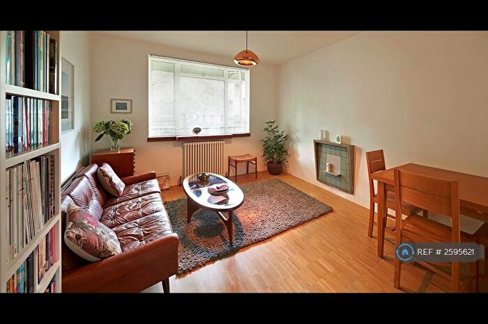 2 Bedroom Flat To Rent In Kendal House, London, N1