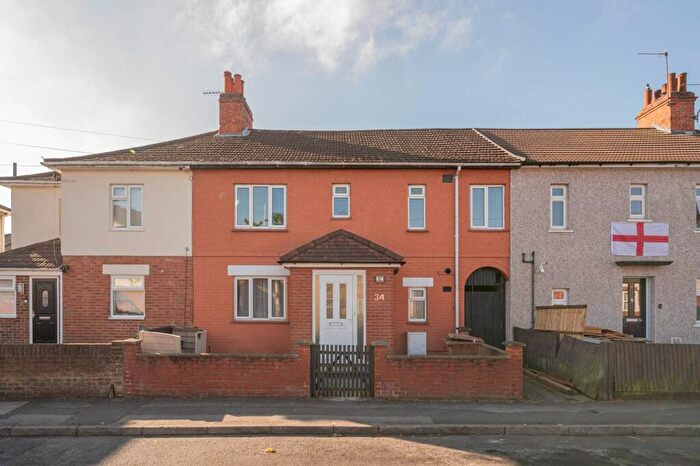 4 Bedroom Terraced House To Rent In Mount Road, Merton, Mitcham, CR4