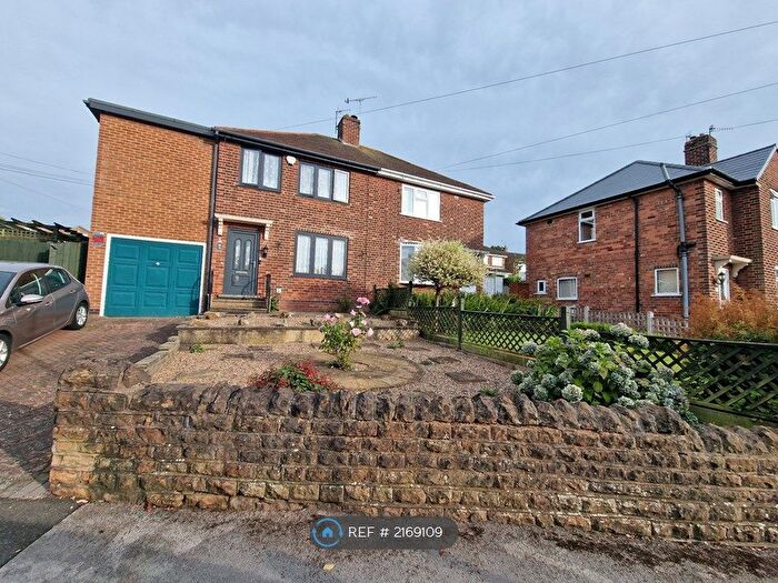 4 Bedroom Semi-Detached House To Rent In Surgeys Lane, Arnold, Nottingham, NG5