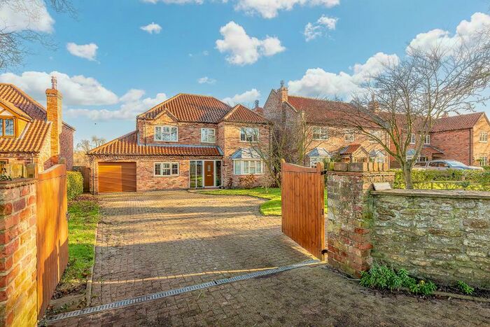 4 Bedroom Detached House For Sale In Owmby Road, Spridlington, Market Rasen, LN8