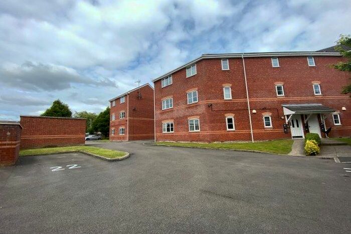 2 Bedroom Flat To Rent In Cygnet Gardens, St. Helens, WA9