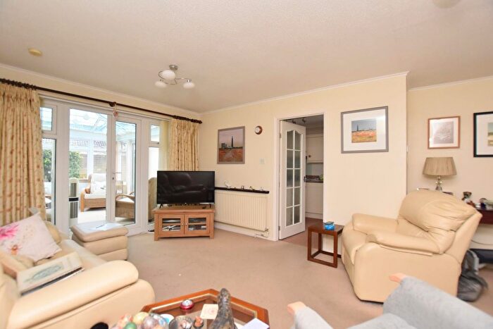 2 Bedroom Semi-Detached Bungalow For Sale In Aspen Close, St. Marys Bay, Romney Marsh, TN29