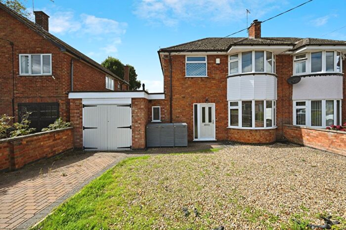 3 Bedroom Semi-detached House For Sale In Briars Close, Long Lawford, Rugby, CV23