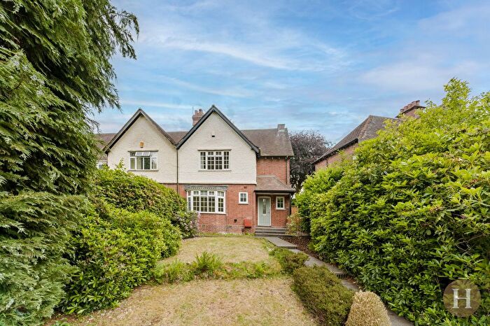 3 Bedroom Terraced House For Sale In Carless Avenue, Birmingham, B17