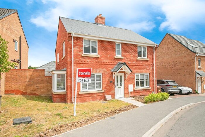 4 Bedroom Detached House For Sale In Garman Way, Hadleigh, Ipswich, IP7