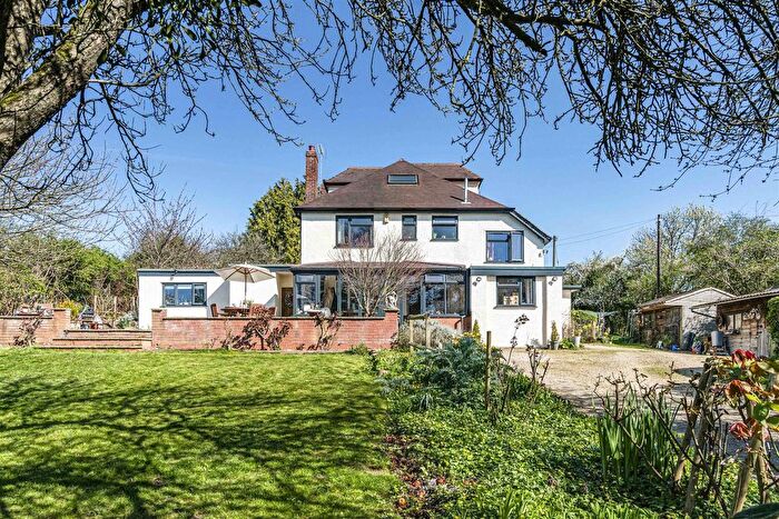 6 Bedroom Detached House For Sale In Eckington Road, Bredon, Tewkesbury, GL20