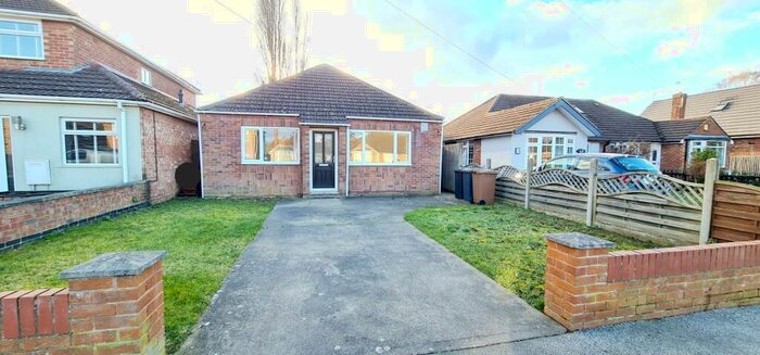 4 Bedroom Detached Bungalow To Rent In Hunt Lea Avenue, LN6