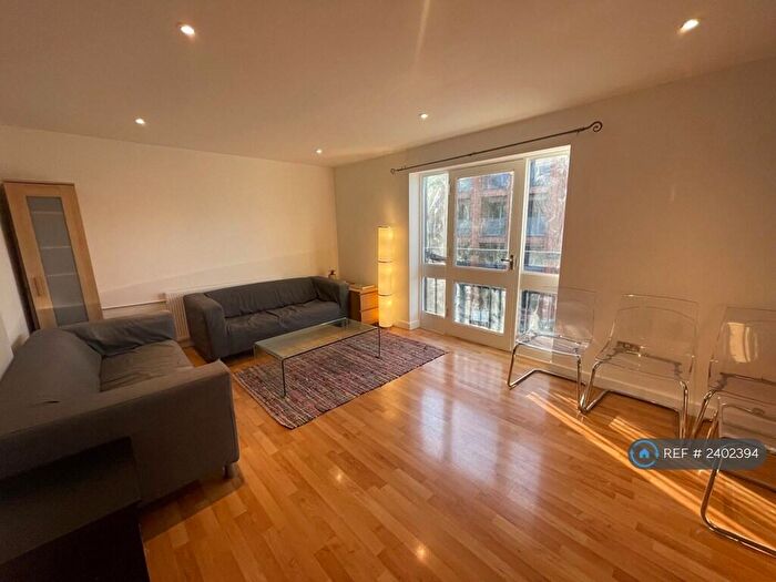 2 Bedroom Flat To Rent In Bethwin Road, London, SE5