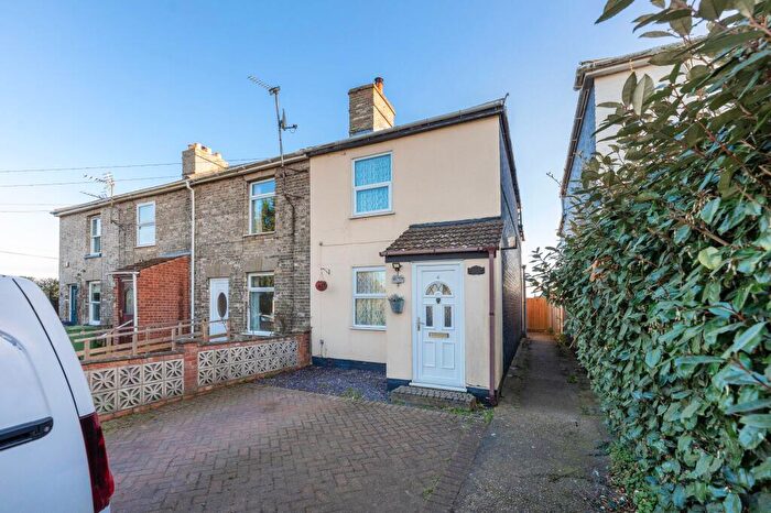 3 Bedroom End Of Terrace House For Sale In Butt Lane, Burgh Castle, NR31