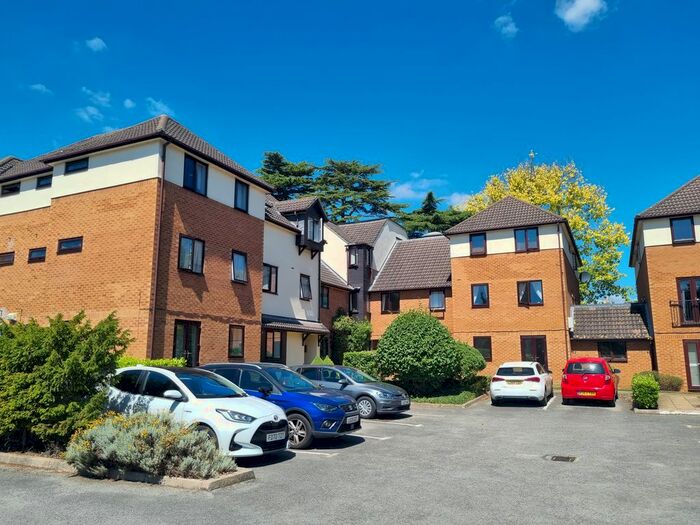 2 Bedroom Flat To Rent In Lancastria Mews, Boyndon Road, Maidenhead, SL6