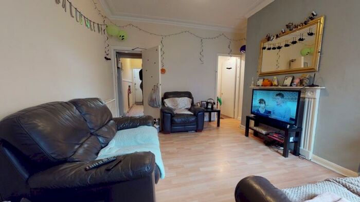 5 Bedroom Terraced House To Rent In Lucas Street, Woodhouse, Leeds, LS6