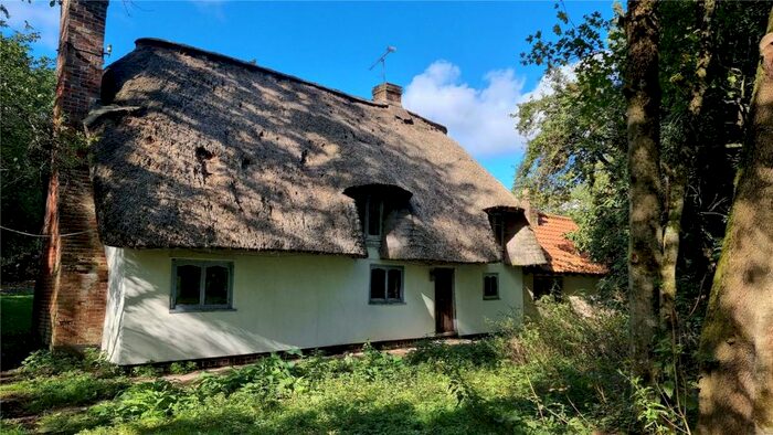 2 Bedroom Detached House For Sale In Clodmore Hill, Arkesden, Saffron Walden, Essex, CB11