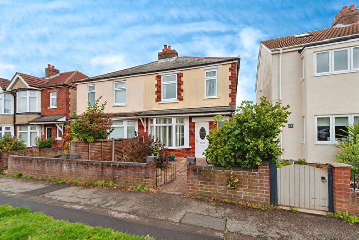 3 Bedroom Semi-detached House For Sale In Bury Hall Lane, Gosport, Hampshire, PO12