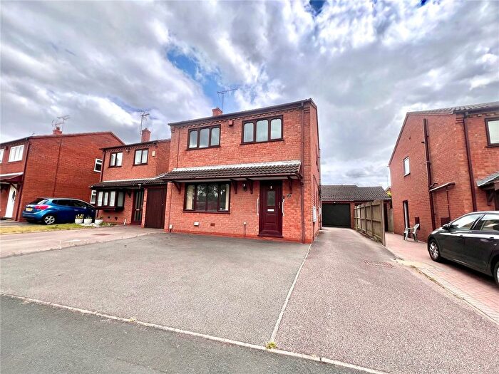 4 Bedroom Detached House For Sale In Wootton Drive, Stafford, Staffordshire, ST16