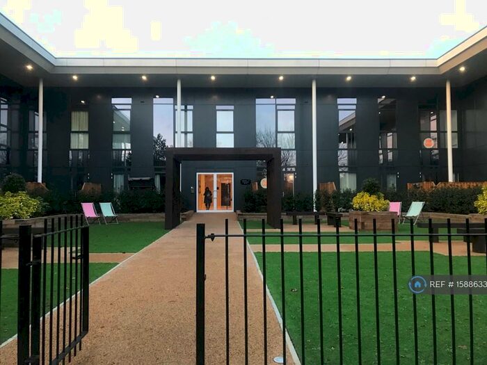 1 Bedroom Flat To Rent In St James House, Maidenhead, SL6