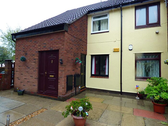 1 Bedroom Property To Rent In Bond Street, Bury, BL9