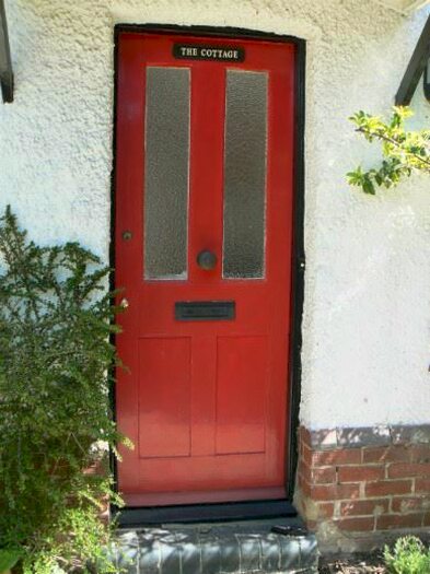 3 Bedroom Detached House To Rent In The Cottage, Plough Lane, Purley, CR8