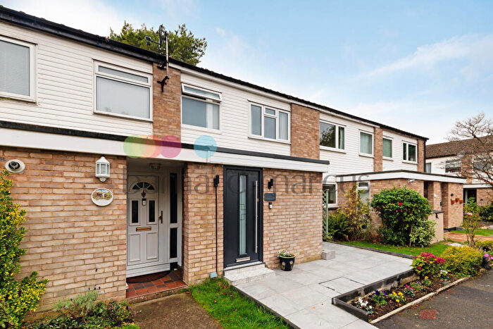 3 Bedroom House To Rent In Court Wood Lane, Croydon, CR0