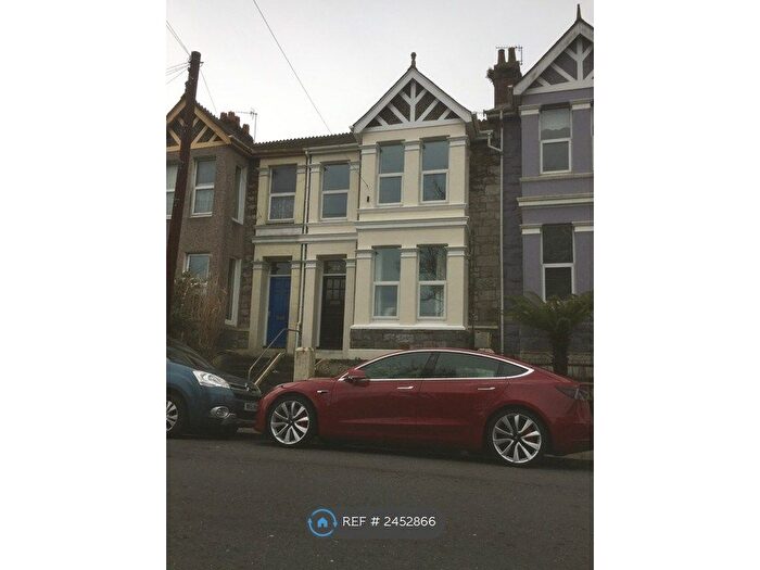 2 Bedroom Flat To Rent In Bernice Terrace, Plymouth, PL4