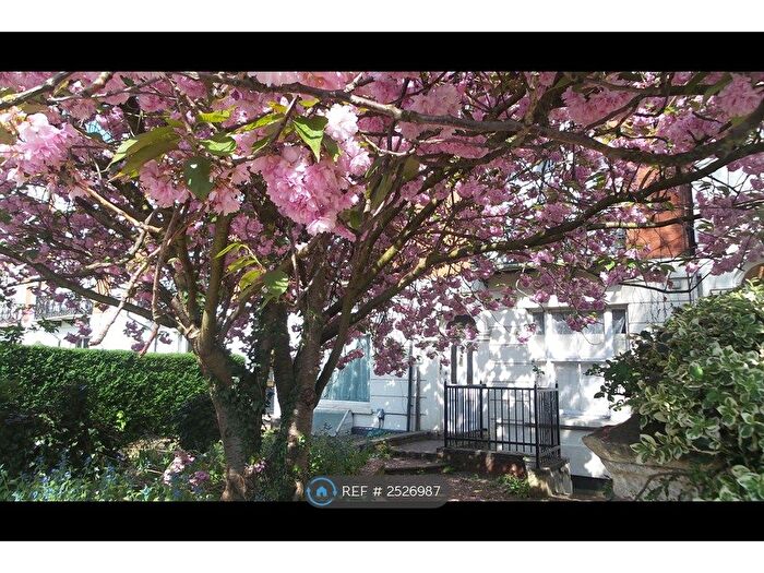 1 Bedroom Flat To Rent In Langham Place, Northampton, NN2