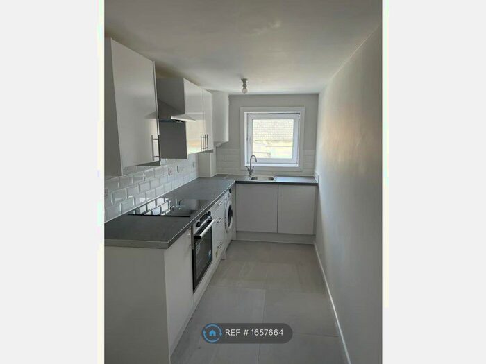 2 Bedroom Flat To Rent In Derby Road, Croydon, CR0