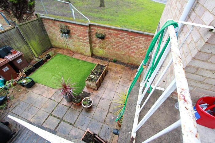1 Bedroom House Of Multiple Occupation To Rent In Goldings Crescent, Hatfield, AL10