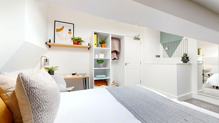 8 Bedroom Flat To Rent In Uttoxeter New Road, Derby, DE22