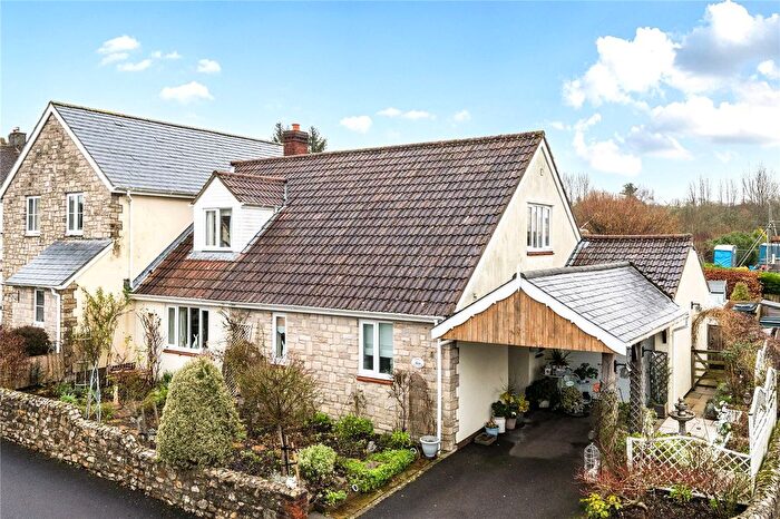 3 Bedroom Semi Detached House For Sale In Court Farm Close, Winsham, Chard, Somerset, TA20