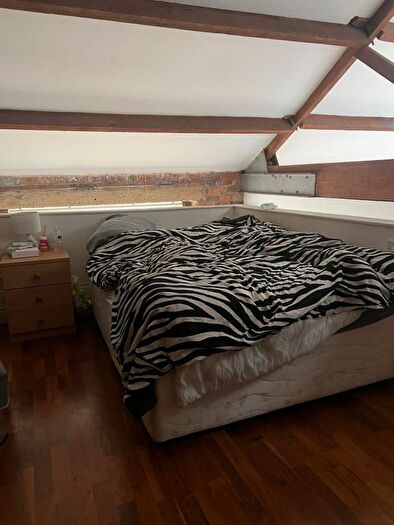 1 Bedroom Flat To Rent In Chancery Lane, Huddersfield, HD1