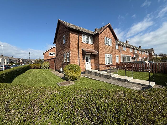 3 Bedroom End Terrace House For Sale In Owton Manor Lane, Hartlepool, TS25