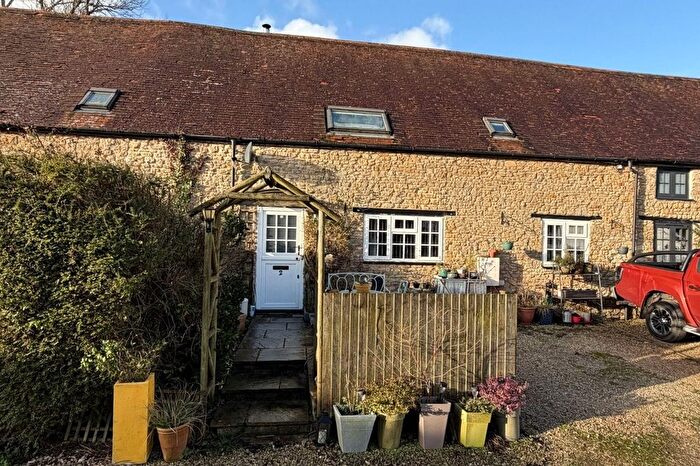 3 Bedroom Terraced House For Sale In Leigh Common, Wincanton, Somerset, BA9