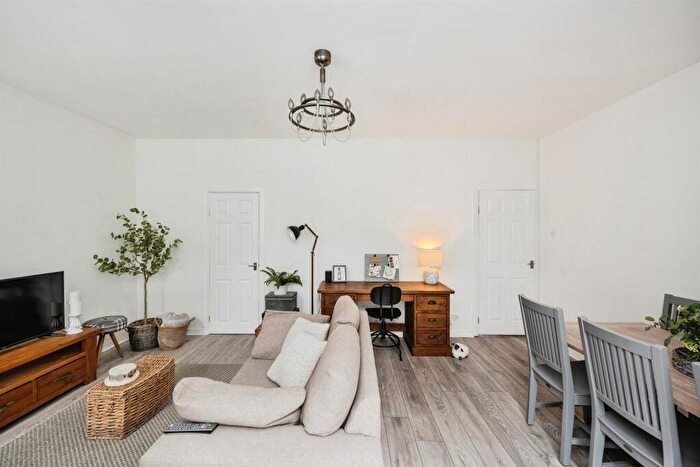 2 Bedroom Semi-Detached House For Sale In Walters Road, Llanelli, SA15