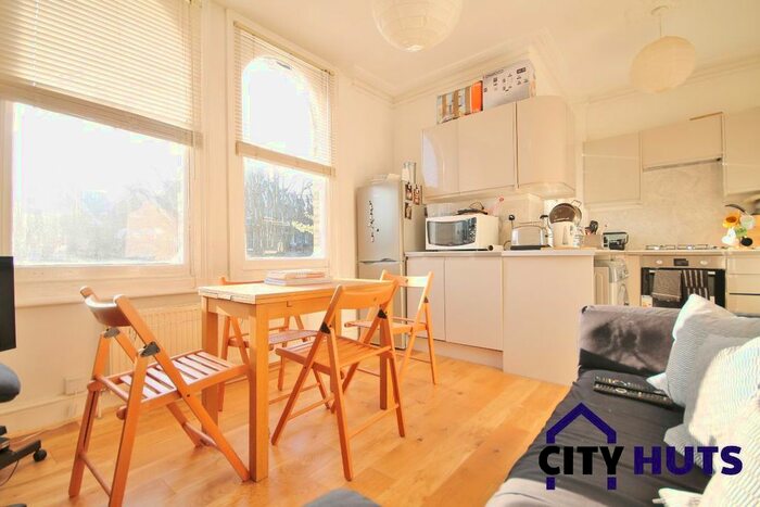 2 Bedroom Flat To Rent In Mount Pleasant Villas, London, N4