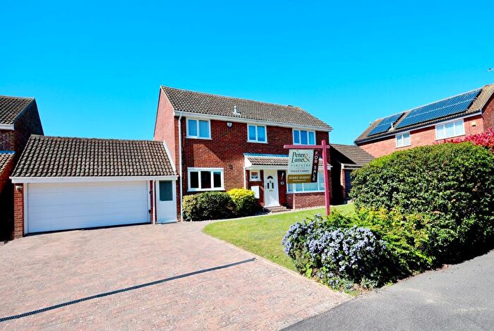5 Bedroom Detached House For Sale In Rutland Close, St Ives, Huntingdon, PE27