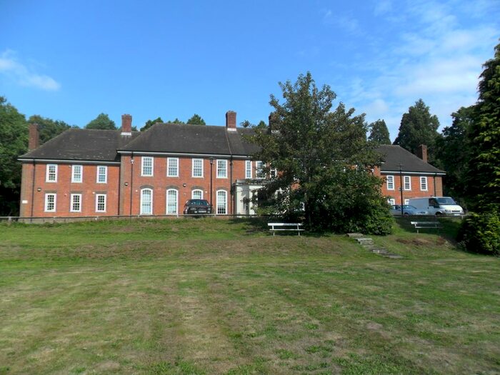 1 Bedroom Flat For Sale In St Lucia Lodge, Bordon, GU35