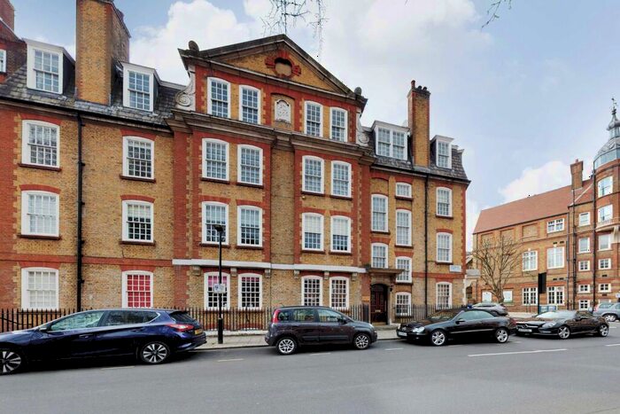 2 Bedroom Apartment To Rent In Wellington House, Greenberry Street, London, NW8