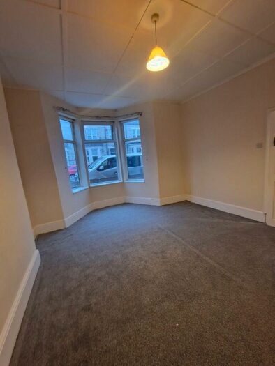 2 Bedroom Flat To Rent In Meldon Terrace, Newcastle Upon Tyne, NE6