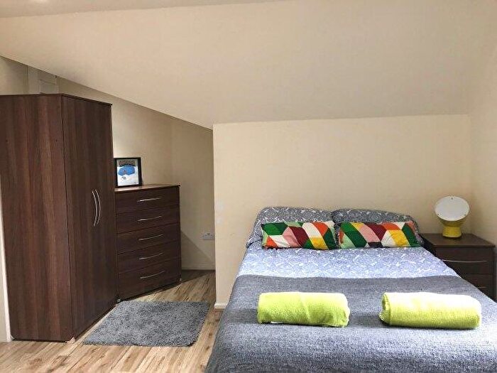 1 Bedroom Flat To Rent In Saint Pauls Avenue, NW2