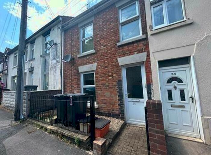 1 Bedroom Flat To Rent In Radnor Street, Swindon, SN1