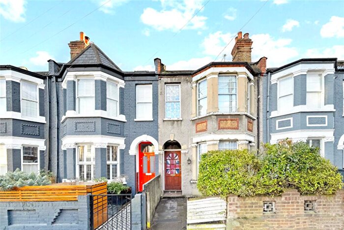 3 Bedroom Terraced House For Sale In Roseberry Gardens, Harringay, London, N4