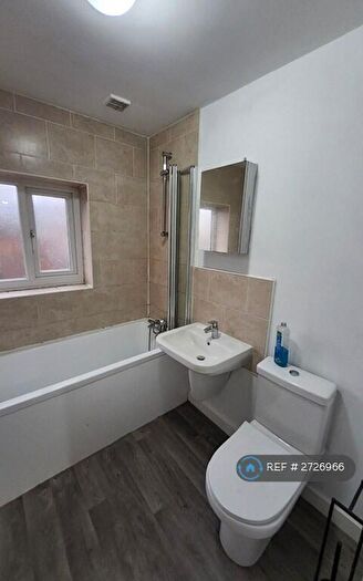 3 Bedroom Semi-Detached House To Rent In Billy Lane, Swinton, Manchester, M27