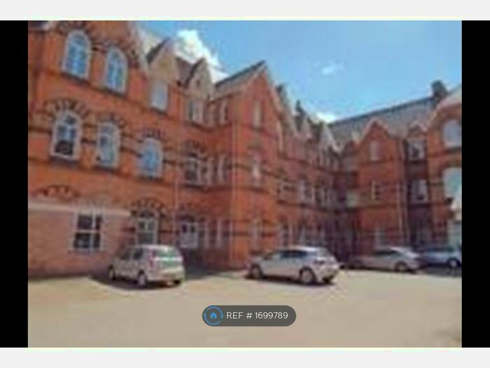 2 Bedroom Flat To Rent In Grosvenor Gate, Leicester, LE5