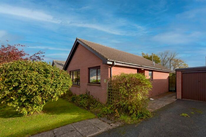 3 Bedroom Detached Bungalow For Sale In Lawfield, Coldingham, Eyemouth TD14