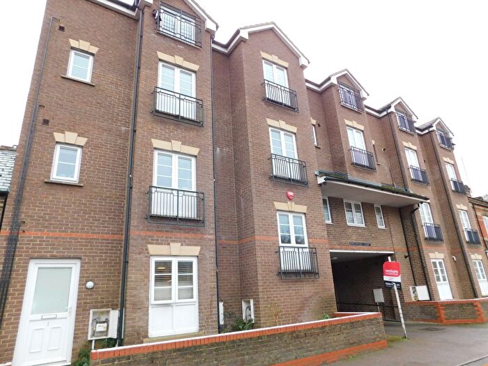 1 Bedroom Maisonette To Rent In Grove Road, Luton, LU1