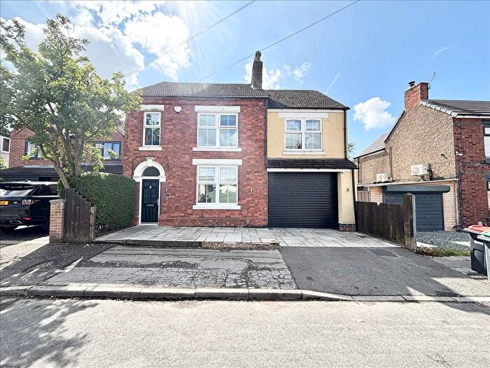 5 Bedroom Detached House For Sale In Victoria Street, Selston, NG16