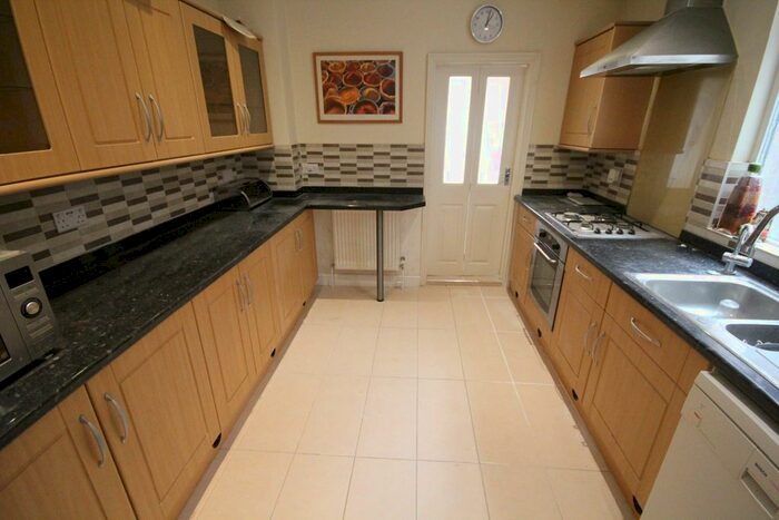 4 Bedroom Terraced House To Rent In St. Kildas Road, Harrow-On-The-Hill, Harrow, HA1
