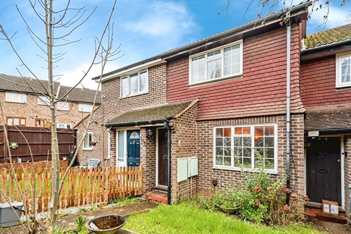 2 Bedroom Terraced House For Sale In Avebury, Slough, SL1