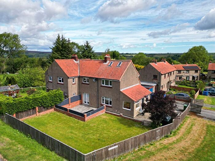 3 Bedroom Semi-detached House For Sale In Ghyll Brow, Glaisdale, YO21