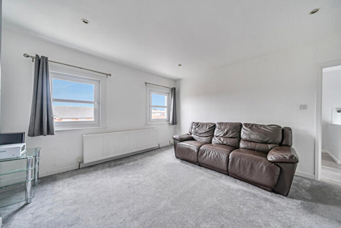 1 Bedroom Apartment For Sale In Selhurst Road, London, SE25